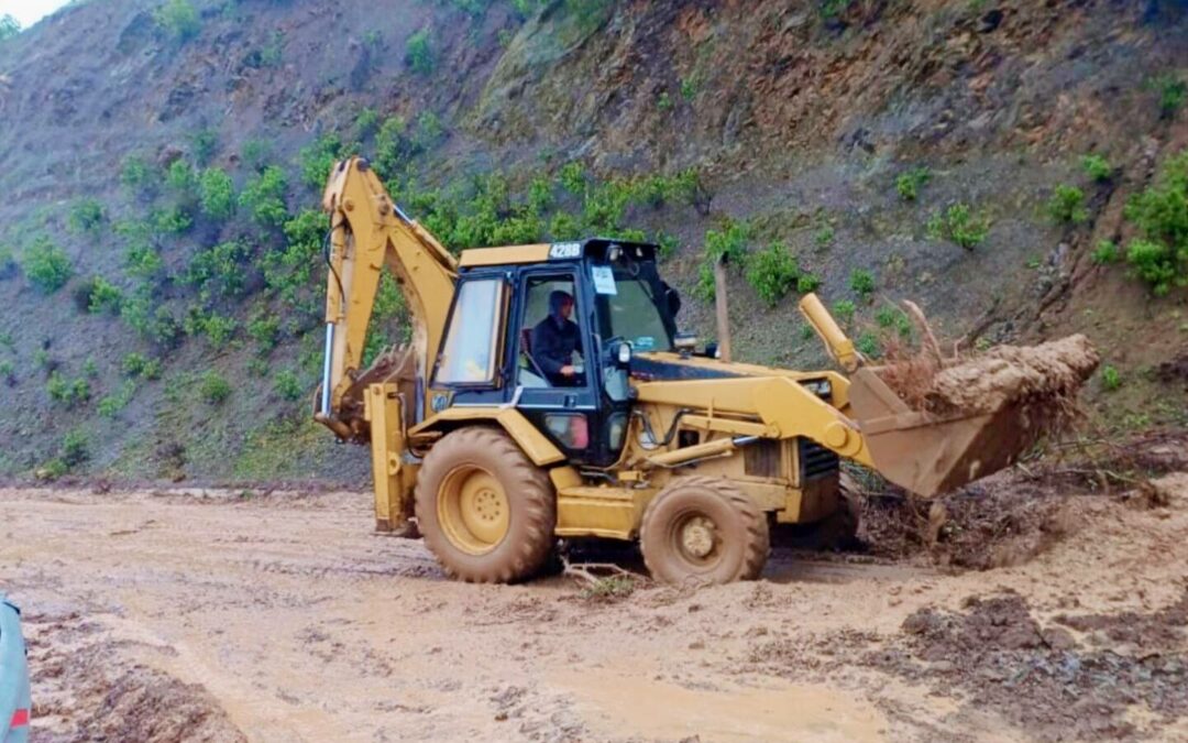 إعادة فتح الطريق الرابطة بين البريات وبني معاوية