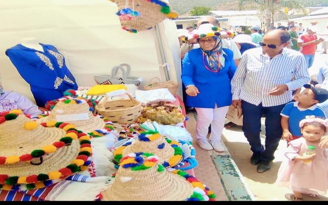 زيارة لأحد أروقة الصناعة التقليدية